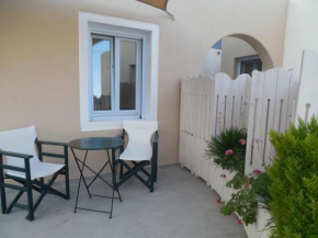Sea view house Avgi